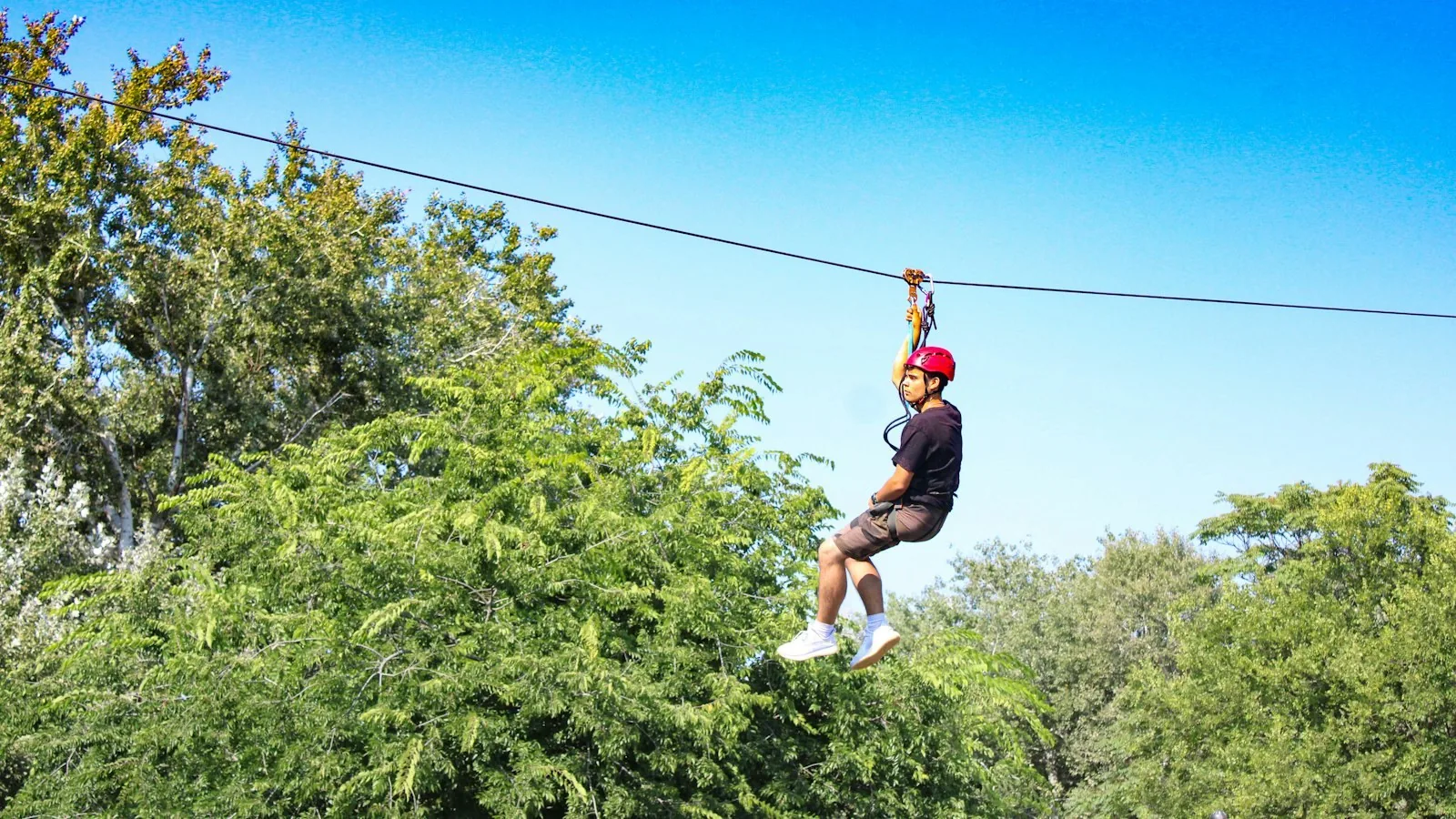 Zipline gjennom jungelen