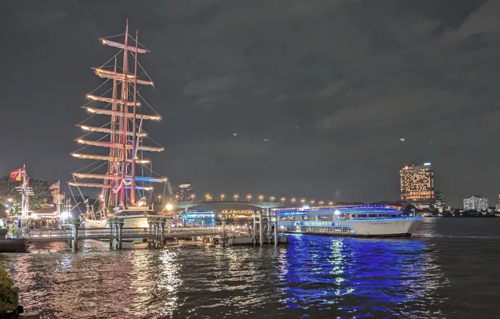 Asiatique ved Elven Bangkok