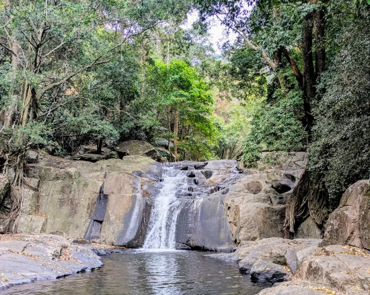 Pa La U Waterfall Foss