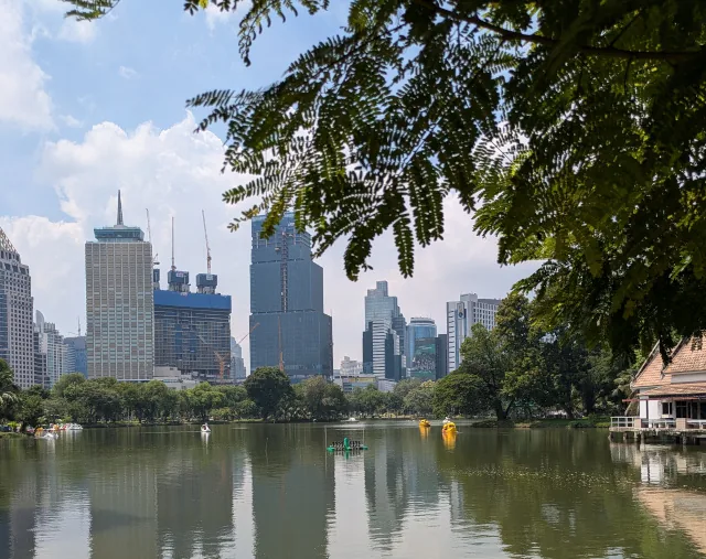 Sathorn og Silom sett Fra Lumphini parken